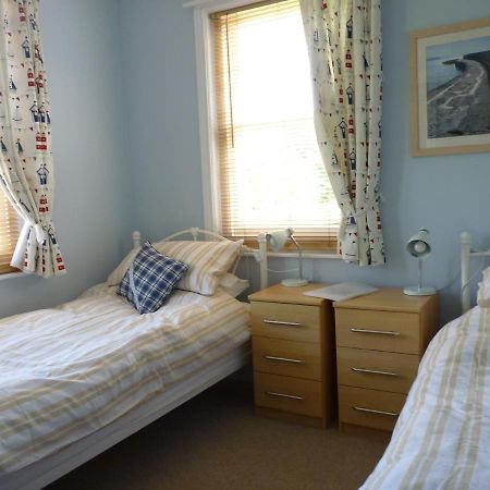 Westley B&B Uplyme Екстериор снимка