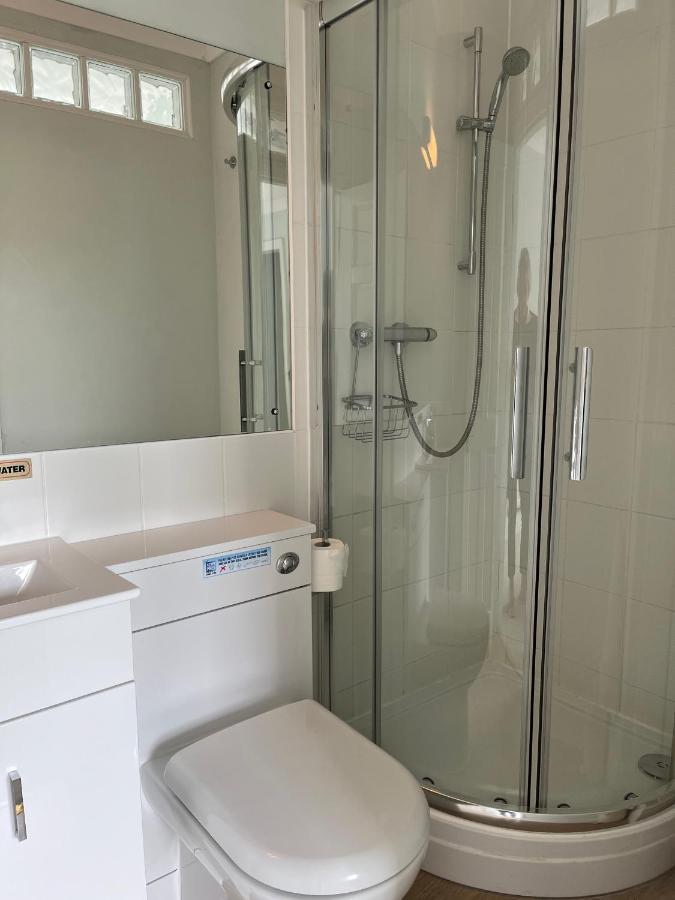 Westley B&B Uplyme Екстериор снимка