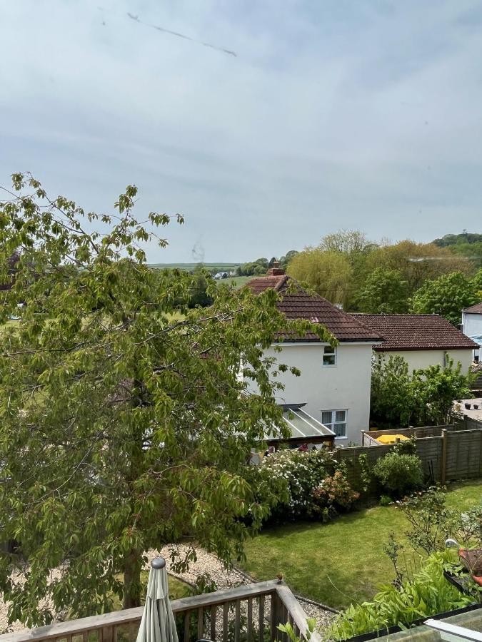 Westley B&B Uplyme Екстериор снимка